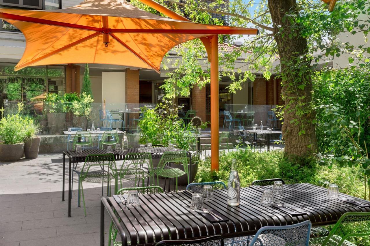 Peppers Gallery Hotel Canberra Exterior foto