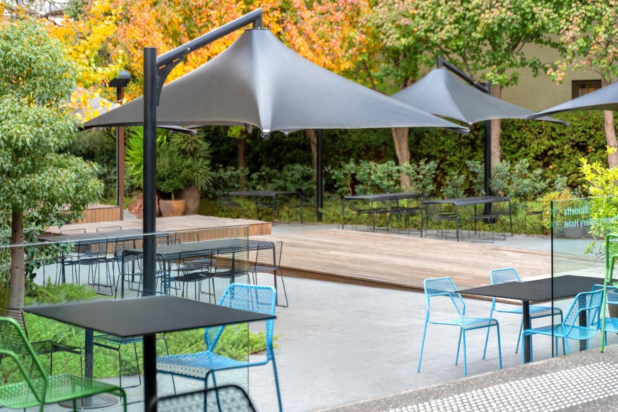 Peppers Gallery Hotel Canberra Exterior foto
