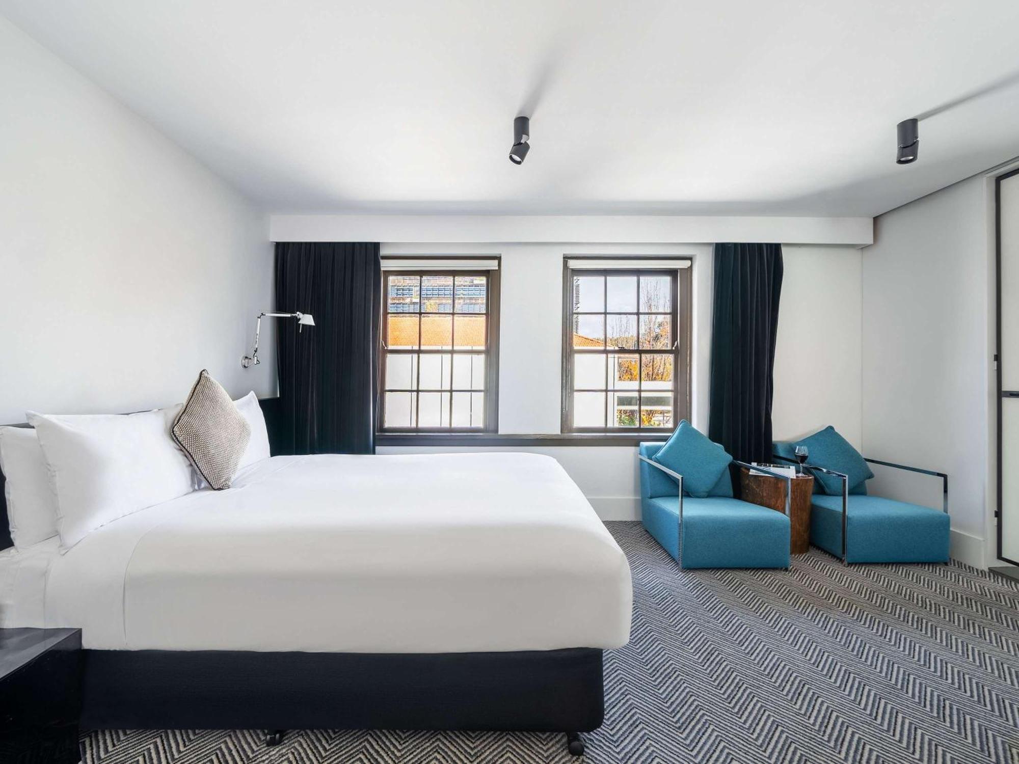 Peppers Gallery Hotel Canberra Exterior foto